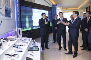 李克強(qiáng)考察大數(shù)據(jù)展 電子商務(wù)技術(shù)開發(fā)的創(chuàng)新與機(jī)遇